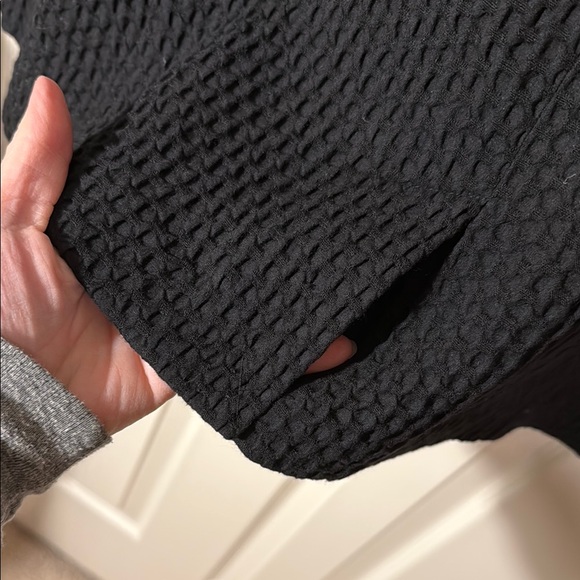 Black Textured Women's lightweight Jacket, size M - Picture 7 of 8